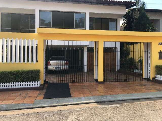 Linda Casa à Venda no Parque Continental, São Paulo - 4 Dormitórios e Área de Lazer Completa