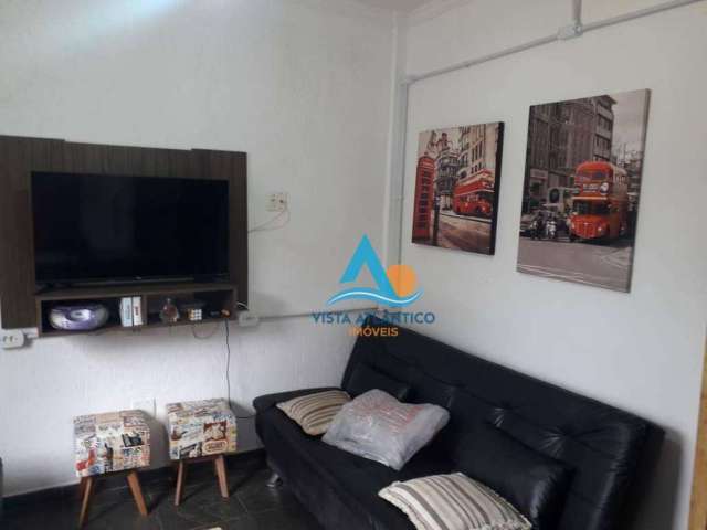 Kitnet mobiliada dividida para 1 dormitório à venda, 32 m² por R$ 190.000 - Vila Tupi - Praia Grande/SP