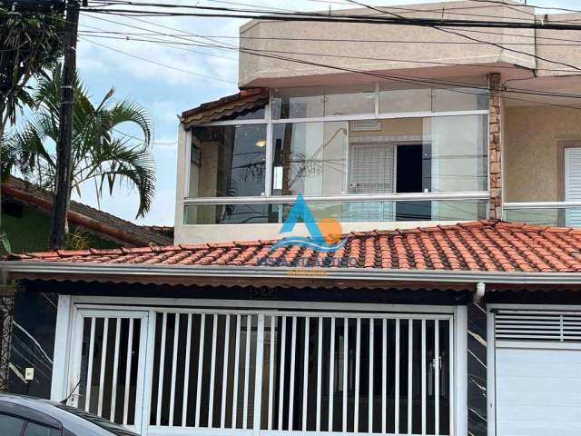 Sobrado individual com 3 quartos à venda na Guilhermina em Praia Grande /SP