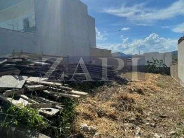 Terreno à venda no Loteamento Campo das Aroeiras, Poços de Caldas  por R$ 200.000