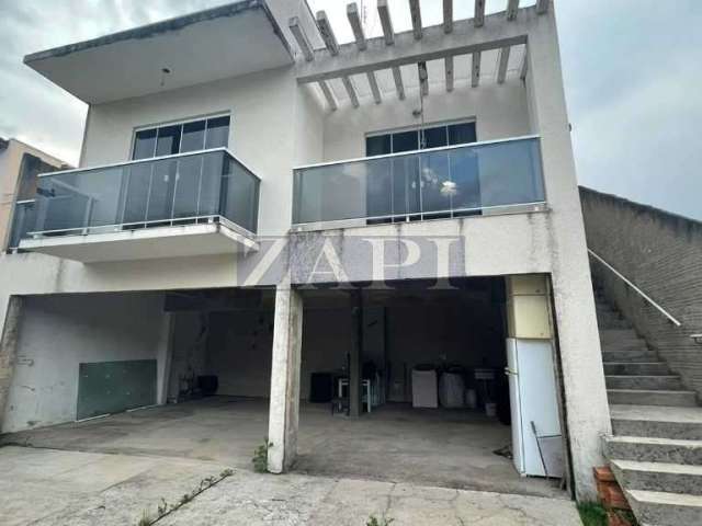 Casa com 3 quartos à venda no Loteamento Residencial Tiradentes, Poços de Caldas , 130 m2 por R$ 450.000