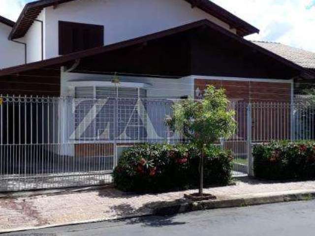 Casa com 3 dormitórios à venda, 350 m² na João Pinheiro - Poços de Caldas/MG