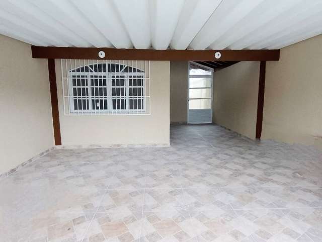 Linda Casa 3 dormitórios com 1 suíte na Vila Tupi