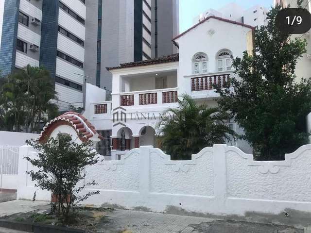 Casa Comercial na Rua Amapá com 450m²,com 5 quartos e 3 vagas, Aflitos - Recife/Pernambuco