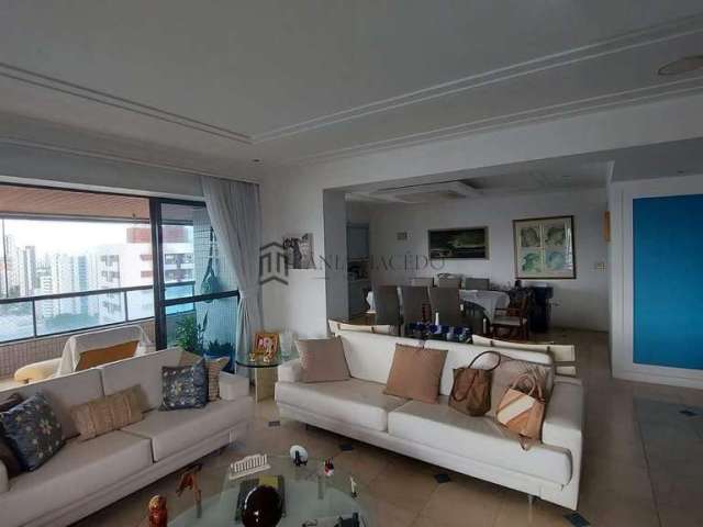 Apartamento à venda com 400m², Varanda,  4 suítes, Lavabo, Escritório, área de serviço, 3 vagas, Ca