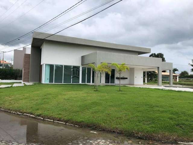 Casa à venda com 332m², 5 suítes + dependência completa, piscina com hidro, 3 vagas cobertas, Zona