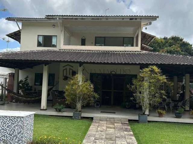 Casa à venda com 364m², 4 suítes, a suíte master possui varanda, sala ampla,  Aldeia dos Camarás, C