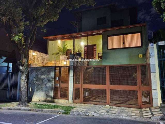 Casa com 5 quartos à venda na Madressilva, 514, Esplanada, Belo Horizonte por R$ 1.350.000