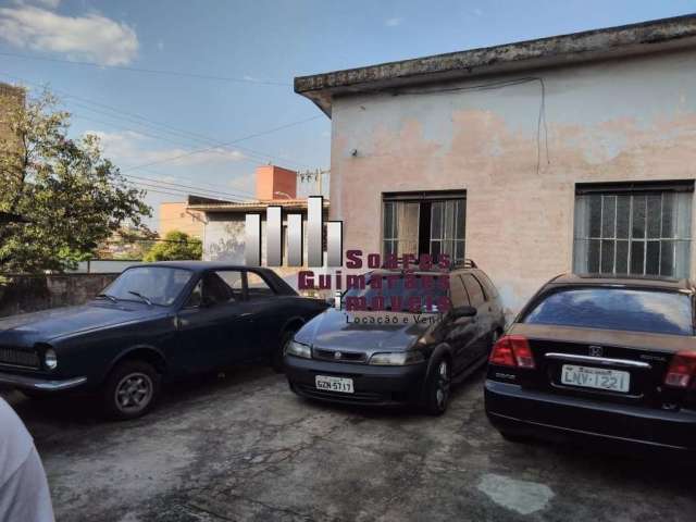 Casa com 3 quartos à venda na Rua das Oficinas, 167, Esplanada, Belo Horizonte por R$ 598.000