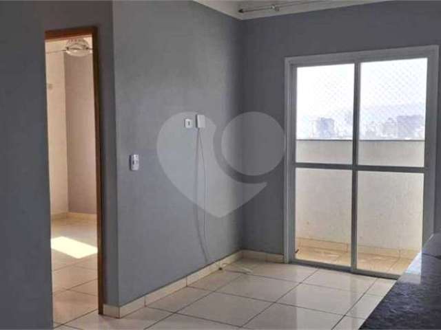 Apartamento 2 dormitórios em São Vicente