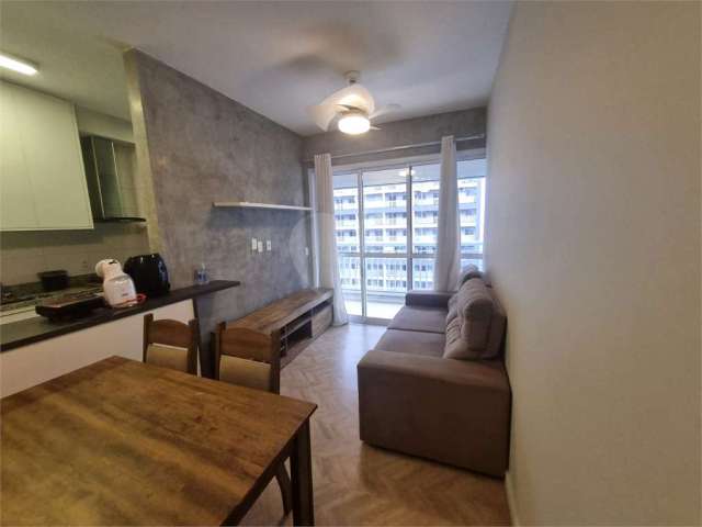 Apartamento com 1 quartos para locação em Vila Mathias - SP