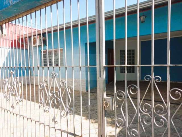 Casa para Venda em Sumaré, Residencial Parque Pavan, 4 dormitórios, 1 suíte, 2 banheiros, 2 vagas