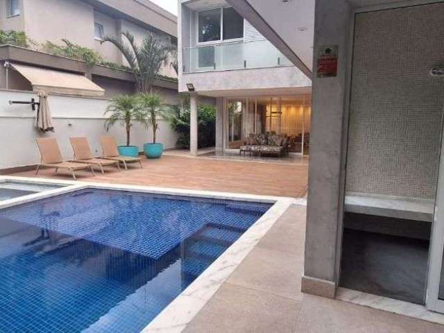 Casa à Venda em Riviera de São Lourenço, Bertioga - SP