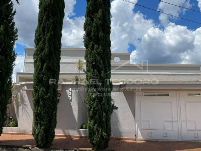 Casa a venda com exclusividade  bairro  jardim floresta