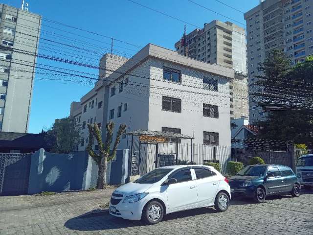 Excelente Apartamento no Petrópolis