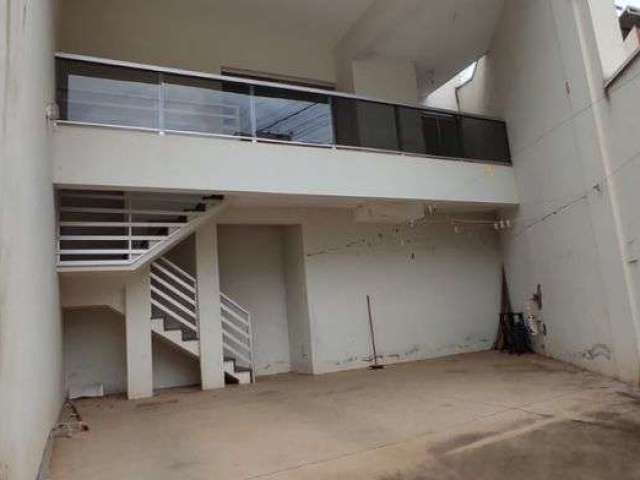 Casa Bairro Cidade Nova. Cód. K180. 3 qts/2suíte, 168,55 m², duas sacadas. Região de Ipatinga