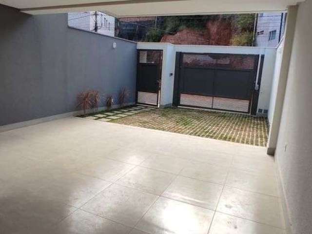 Casa Região de Ipatinga, Bairro Cidade Nova. Cód. K191. Quintal e 4 vagas garagem