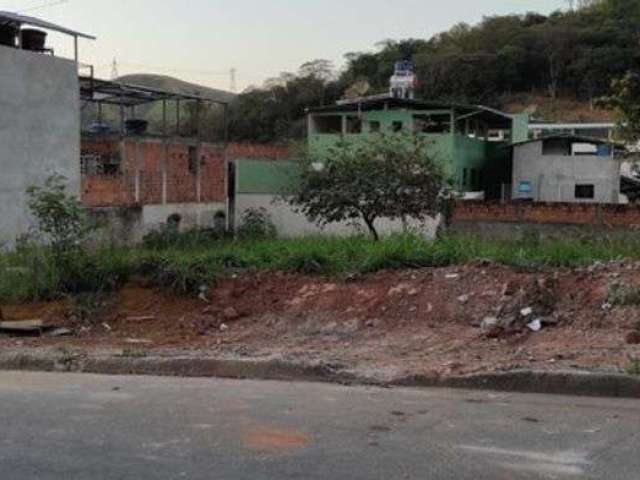 Lote Região de Ipatinga. Bairro Bethânia. Cód. L056, plano , 360 m², Registrado. Perto da avenida