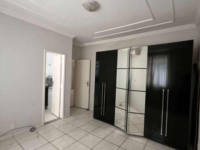 Apartamento em Ipatinga. Cód. A372. 2 qts/suite, 94 m². Perto da avenida e escolas.