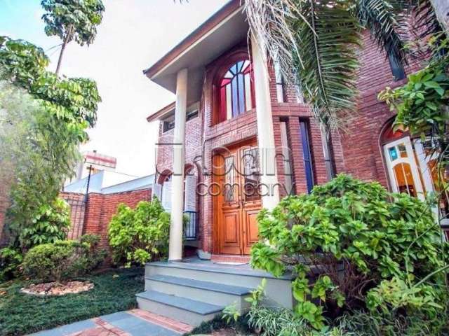 Casa em condomínio fechado com 3 quartos à venda na Maestro Salvador Campanella, 395, Jardim Planalto, Porto Alegre por R$ 1.750.000