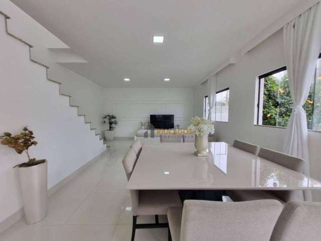 Casa com 3 dormitórios à venda, 168 m² por R$ 790.000,00 - Guriri - Cabo Frio/RJ