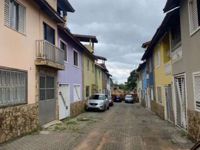 Lindo sobrado 3 Dorms. condomínio fechado  Itaquera