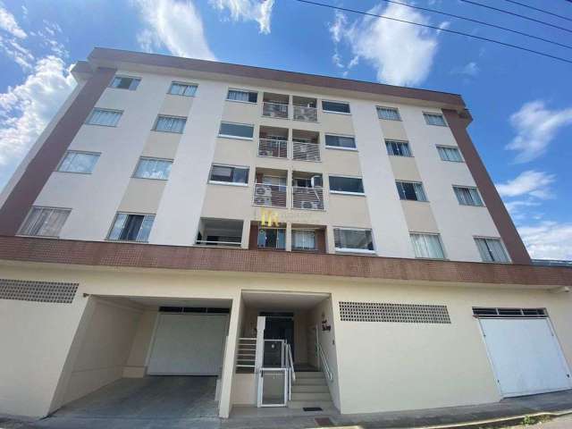 Apartamento em ótima localização na Barra do Rio Cerro