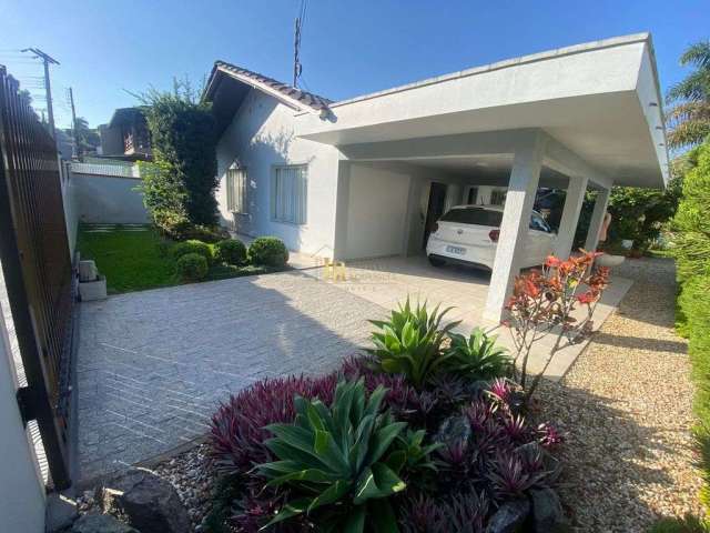 Casa a venda no bairro Jaraguá Esquerdo