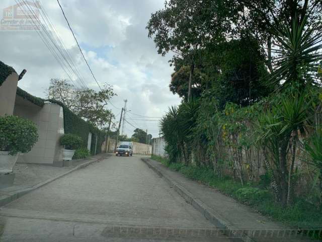 Terreno à venda em Camaragibe-PE, centro comercial de Aldeia, bairro Vera Cruz, com 2.000,00 m² de área!