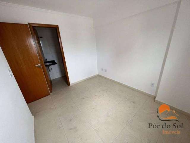 Apartamento Residencial à venda, Vila Guilhermina, Praia Grande - AP0697.