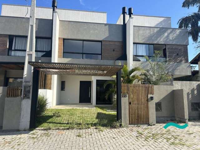 Casa com 3 quartos à venda na Servidão Correio Sul, 235, Campeche, Florianópolis por R$ 1.250.000