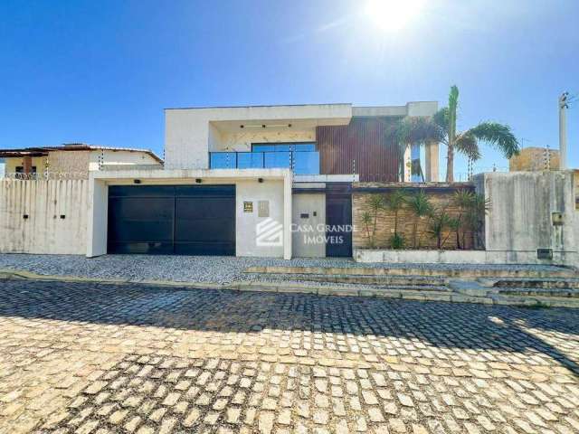 VENDA - CASA ALTO PADRÃO, 4/4 sendo 4 Suítes, 372 m², com piscina, bem localizada, CIDADE VERDE por R$ 2.300.000