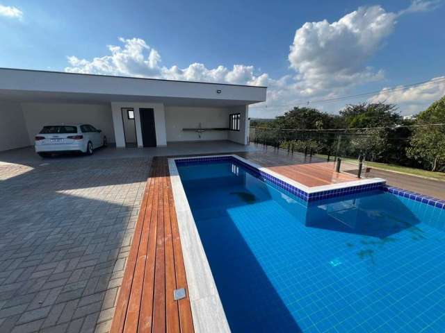 Casa Alto Padrão para Venda em Atibaia, Jardim Colonial, 3 dormitórios, 3 suítes, 4 banheiros, 2 vagas