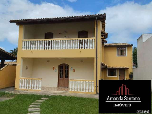 Duas casas duplex em Balneário das Conchas.