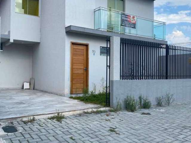 CASA com entrada individual à venda com 78m² com súite e sacada