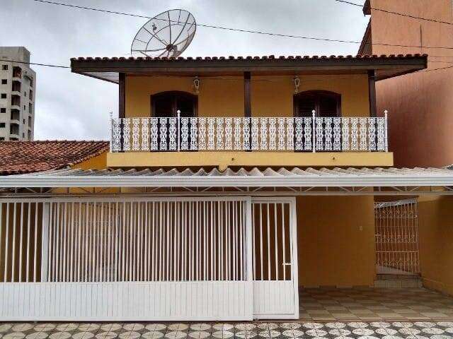 Casa com 5 quartos à venda na Rua João Ruiz Oliva, Jardim Americano, Sorocaba por R$ 800.000