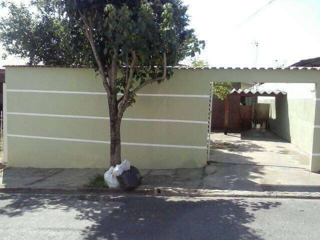 Casa com 2 quartos à venda na Rua José Sanches, 1, Parque Ouro Fino, Sorocaba por R$ 390.000