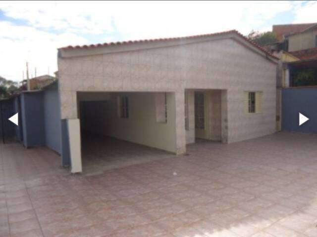 Casa com 3 quartos à venda na Rua Francisco Nunes Mendes, 1, Vila Amorim, Votorantim por R$ 300.000