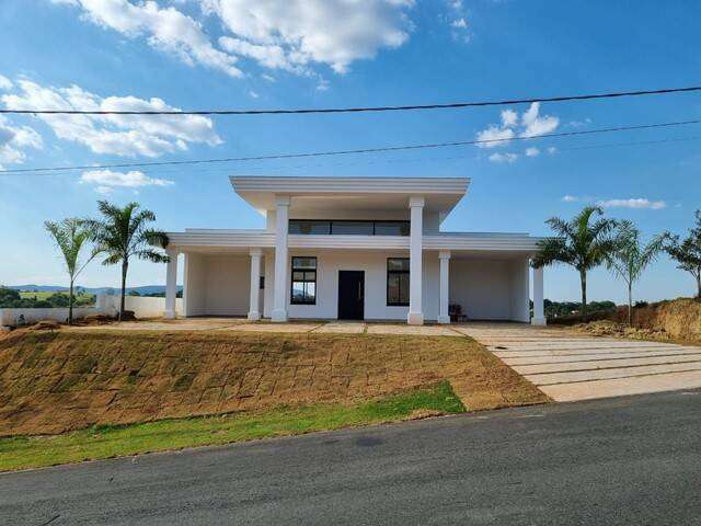 Casa em condomínio fechado com 3 quartos à venda na Av Campinas, I 12, Village Araçoiaba, Araçoiaba da Serra por R$ 1.300.000