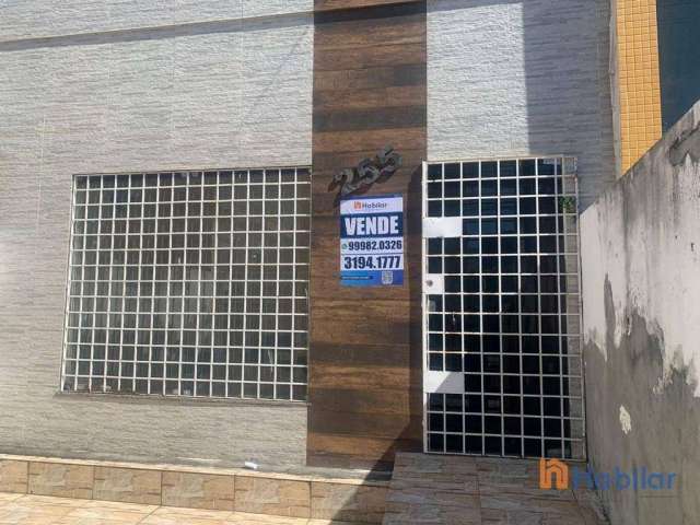 Casa Comercial ou residencial à venda na Rua Estância, centro. Próximo à Av Beira Mar.