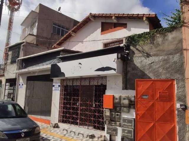 Casa com 1 dormitório para alugar, com 50 m² - Vila Laura - Salvador/BA