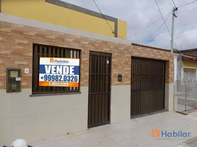 Casa com 3 dormitórios à venda, 190 m² por R$ 430.000,00 - Suíssa - Aracaju/SE