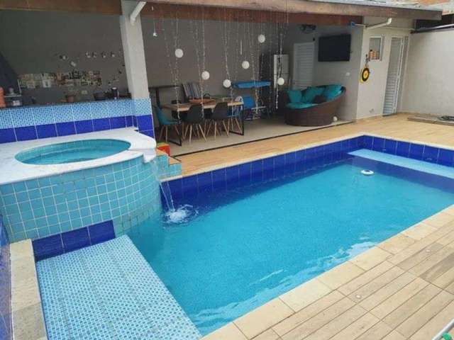 Condominio Fogaça, em Jacareí / Casa com 3 dorms com piscina