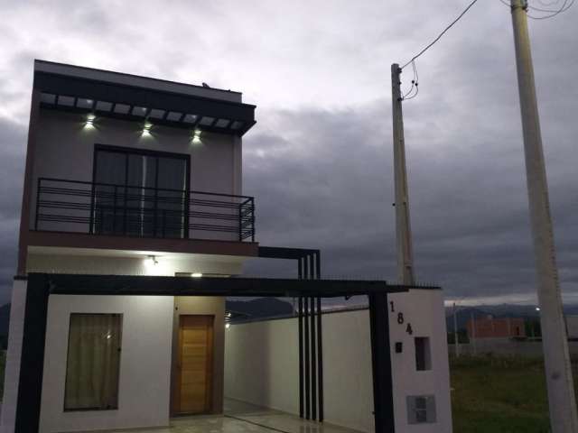 Casa no litoral norte, em Caraguá / Casa nova com 2 dorms