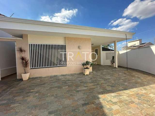 Casa com 4 quartos à venda na Rua Brás Cubas, 6, Jardim Nossa Senhora Auxiliadora, Campinas, 195 m2 por R$ 825.000