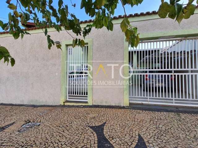 Casa com 3 quartos à venda na Rua Nelson de Souza Bárbara, 679, Jardim Santa Genebra, Campinas, 222 m2 por R$ 740.000