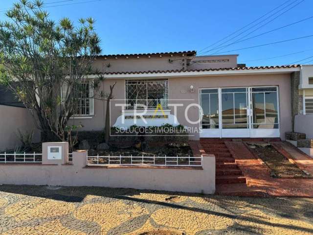 Casa com 4 quartos à venda na Rua Amélia Bueno, 102, Taquaral, Campinas, 179 m2 por R$ 549.000