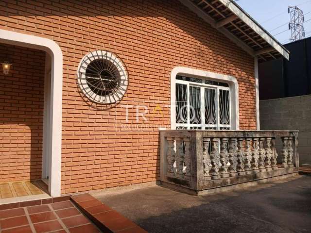 Casa com 3 quartos à venda na Rua Albuquerque Lins, 355, Jardim García, Campinas, 150 m2 por R$ 490.000