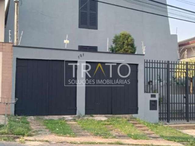 Casa com 4 quartos à venda na Rua João Chiavegatto, 101, Vila Brandina, Campinas, 240 m2 por R$ 880.000