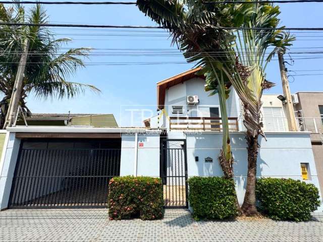 Casa em condomínio fechado com 3 quartos à venda no Residencial Terras do Barão, Campinas , 180 m2 por R$ 850.000